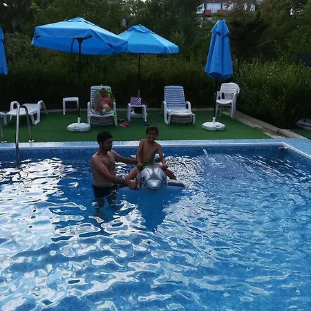Family Black Sea 호텔 써니비치
